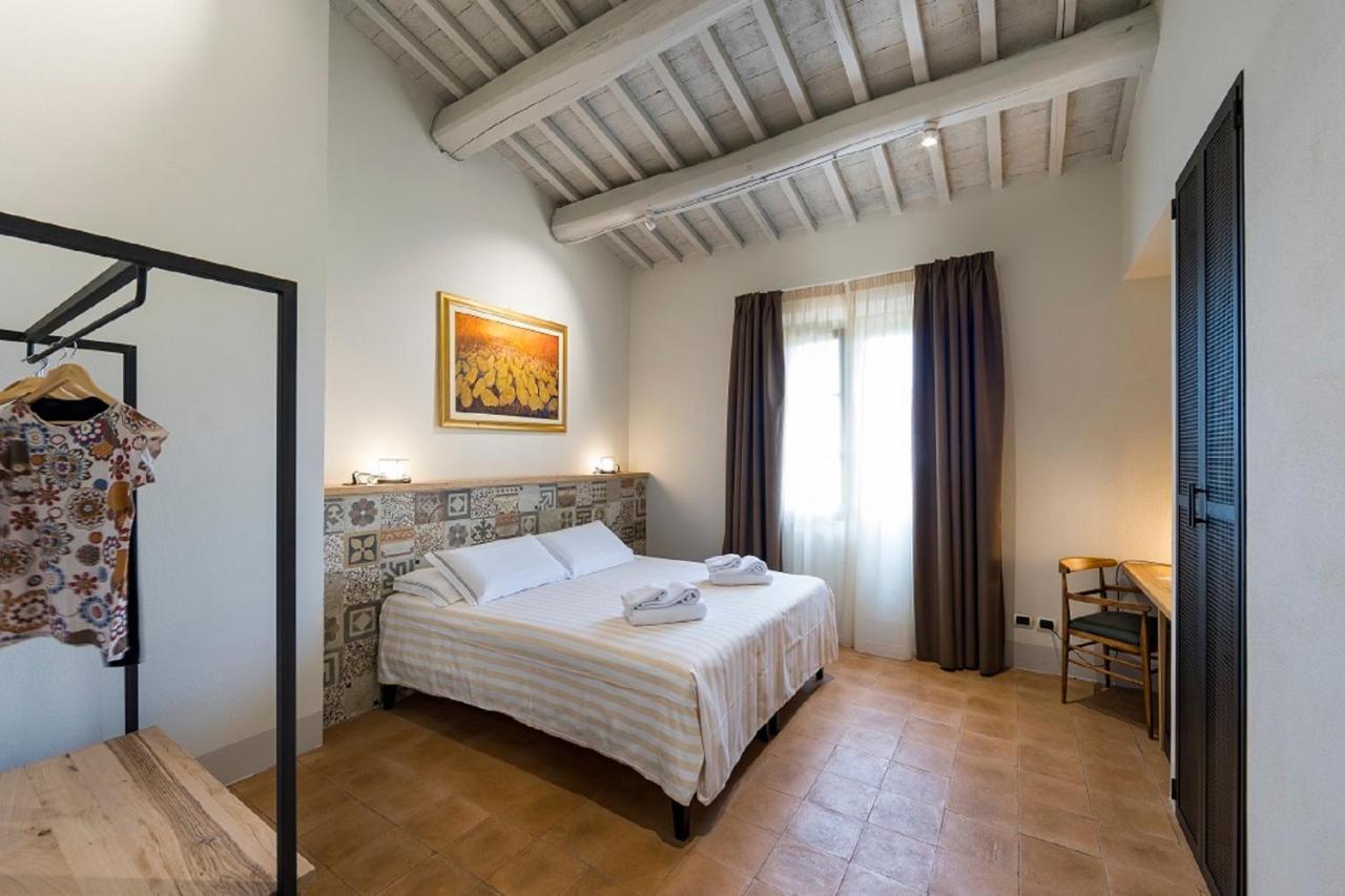 Agriturismo Podere L'Aione 스칸사노 외부 사진